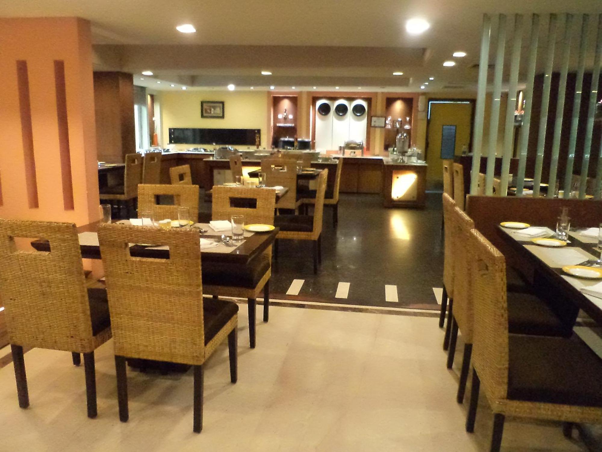 Inn Riviera Jammu Exterior foto