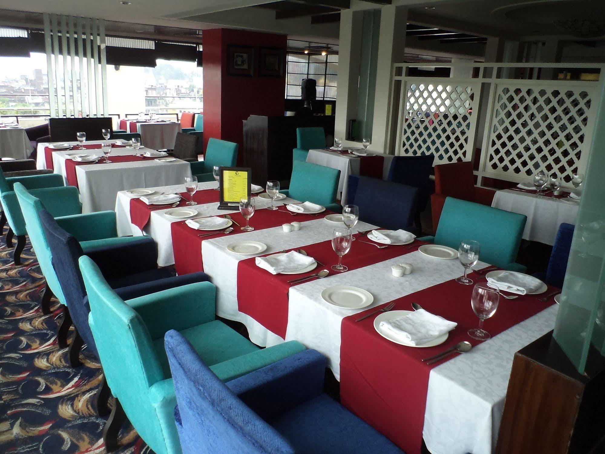 Inn Riviera Jammu Exterior foto