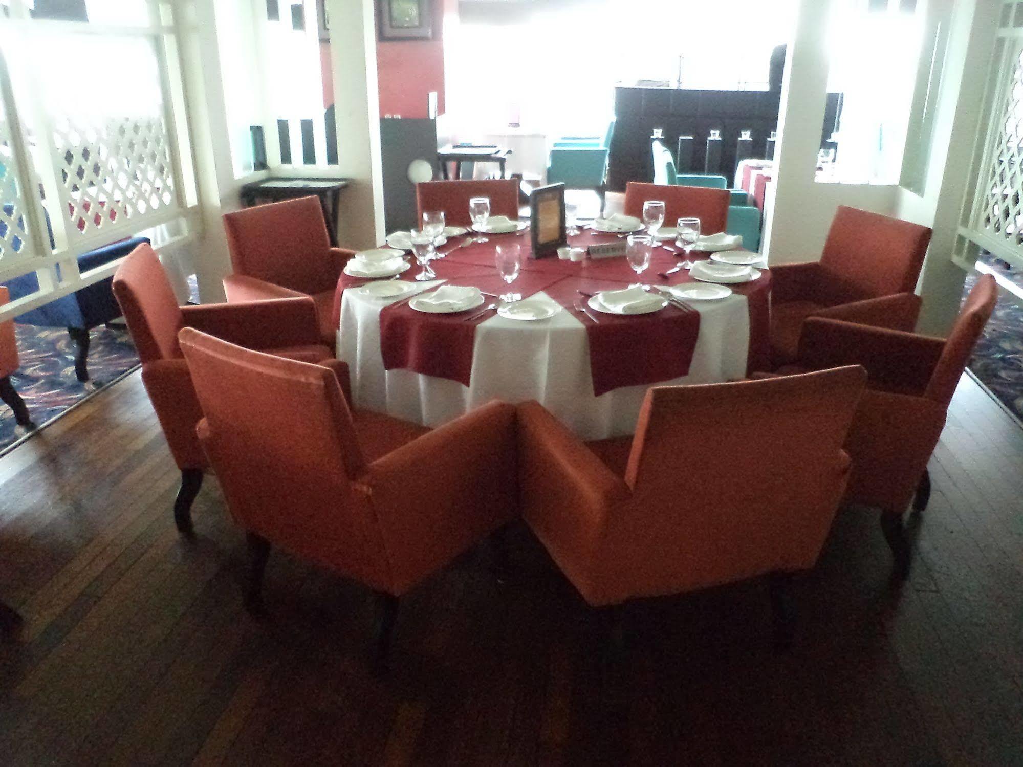 Inn Riviera Jammu Exterior foto